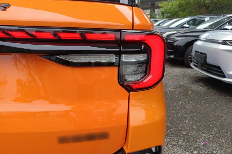 Used Ford Explorer 2024 2.3T EcoBoost Kunlun Peak Edition 7-Seater Right Rear Taillight