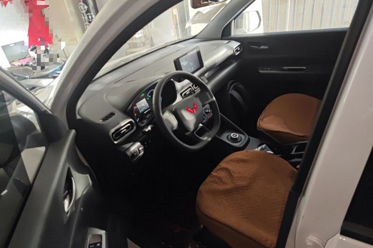 Used Wuling Hongguang New Energy 2025 Extended-Range Hybrid 50KM Comfort Version