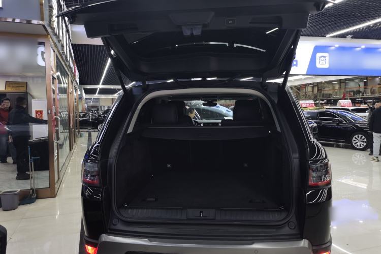 Used Land Rover Range Sport 2019 3.0 SC V6 Special Edition Trunk