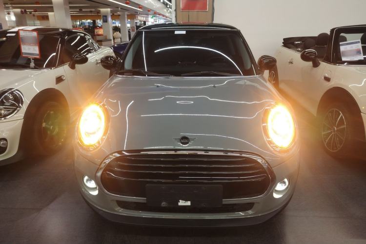 Used MINI MINI 2021 1.5T COOPER Classic Edition
