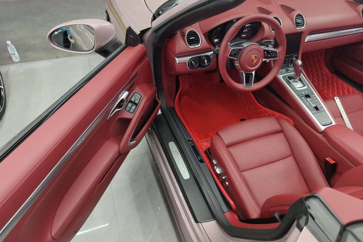 Used Porsche 718 2022 Boxster 2.0T
