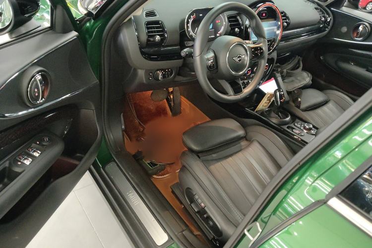 Used MINI Clubman 2022 Facelift 1.5T COOPER Connoisseur