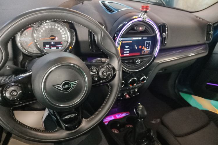 Used MINI Countryman 2018 1.5T COOPER Artist