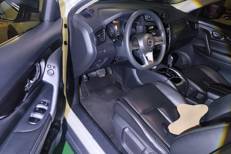 Used Nissan X-Trail 2017 2.0L CVT Comfort Edition 2WD Driver Seat