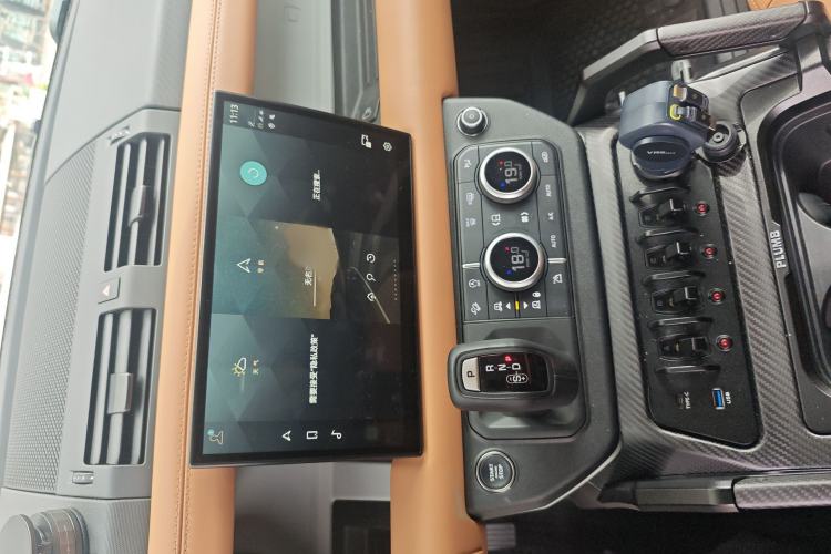 Used Land Rover Defender 2024 110 3.0T P400 Dark Edition