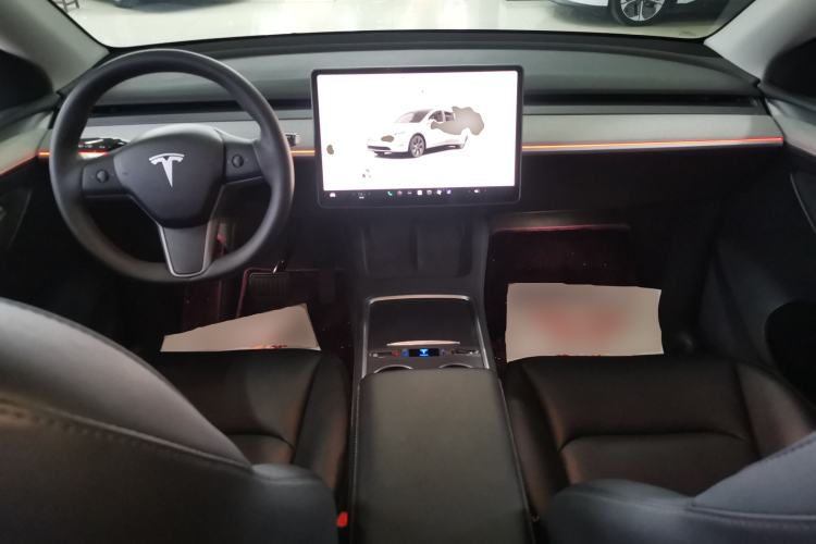 Used Tesla Model Y 2023 Rear-Wheel-Drive Version Center Console