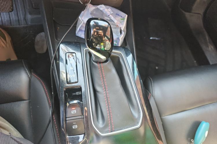 Used MG 5 2022 180 DVVT CVT Youth Flagship Edition