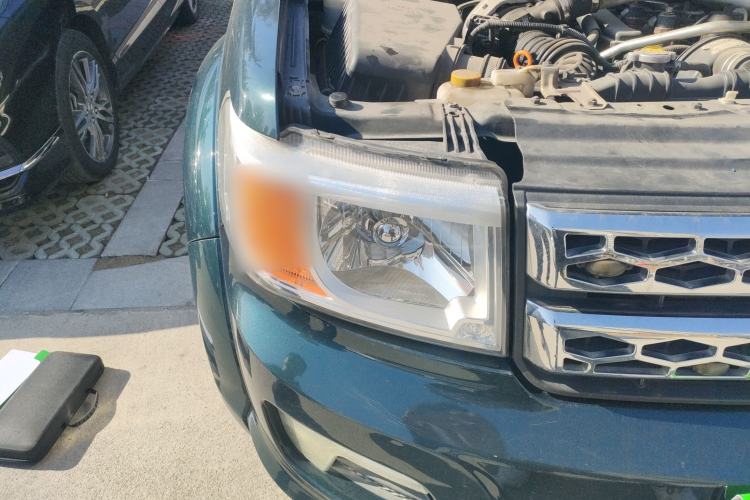 Used Dongfeng Ruichi 2017 2.5T Diesel Two-Wheel Drive Standard Version ZD25T5 Exterior 6