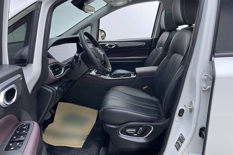 Used GAC Trumpchi M6 2023 PRO 270T DCT Luxury Edition