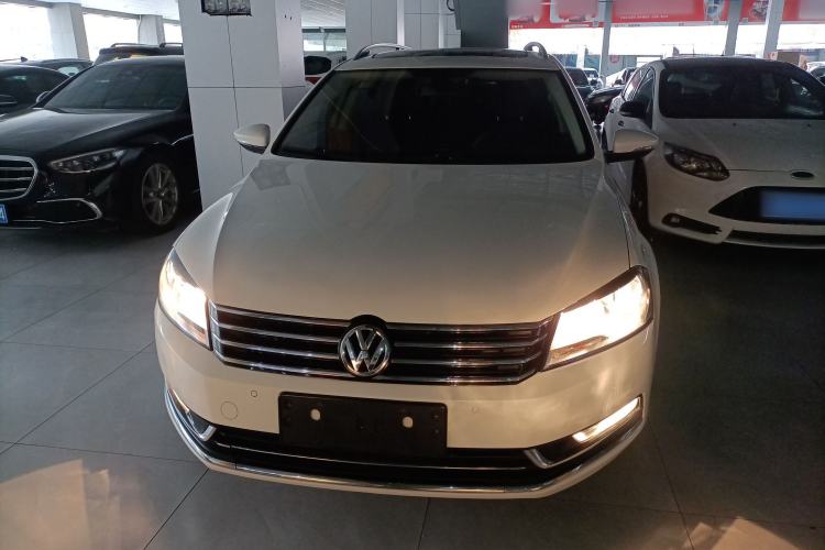 Used Volkswagen Magotan (Import) 2012 Travel Edition 2.0 TSI Comfort Version
