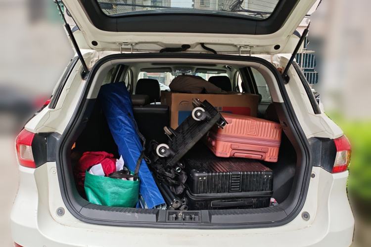 Used GAC Trumpchi GS4 2017 235T Automatic Two-Wheel Drive Luxury Smart Connectivity Version Trunk