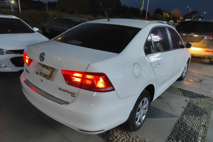 Used Volkswagen Santana 2015 1.6L Automatic Fashion Edition