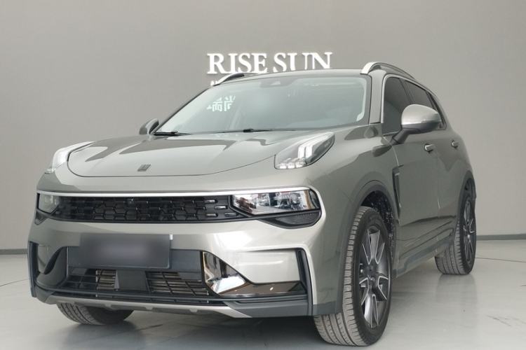 Used Lynk & Co 01 2021 2.0TD Two-Wheel-Drive Pro Trim Exterior 9