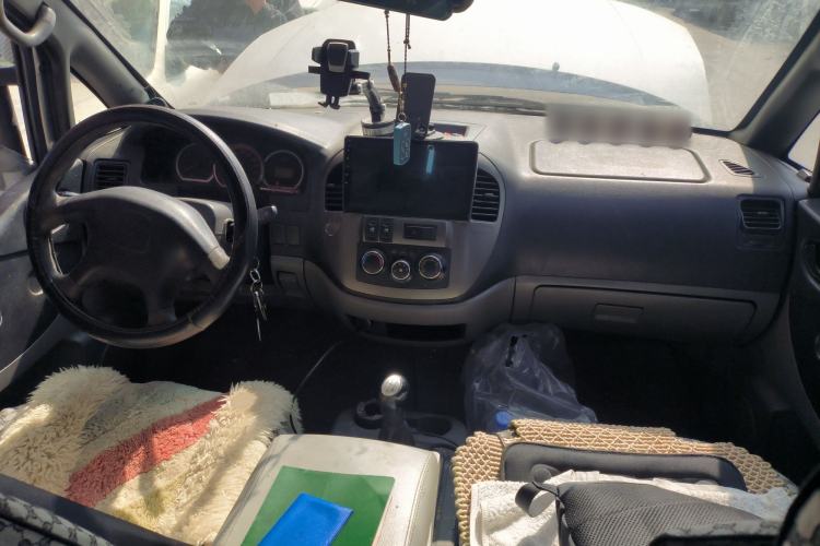 Used FORTHING Lingzhi 2013 M5 Q7 2.0L 7-Seater Long-Wheelbase Comfort Model