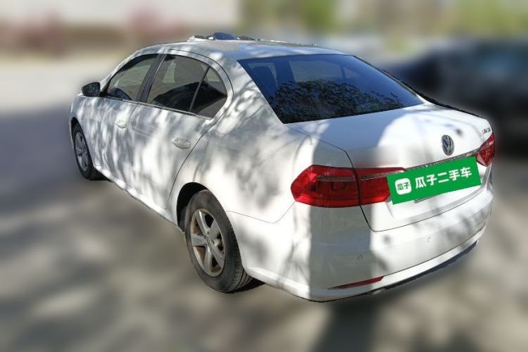 Used Volkswagen Lavida 2013 Revised Classic 1.6L Manual Fashion Edition
