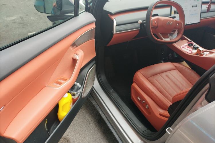 Used ONVO L60 2024 60 kWh Rear-Drive Version Driver Seat