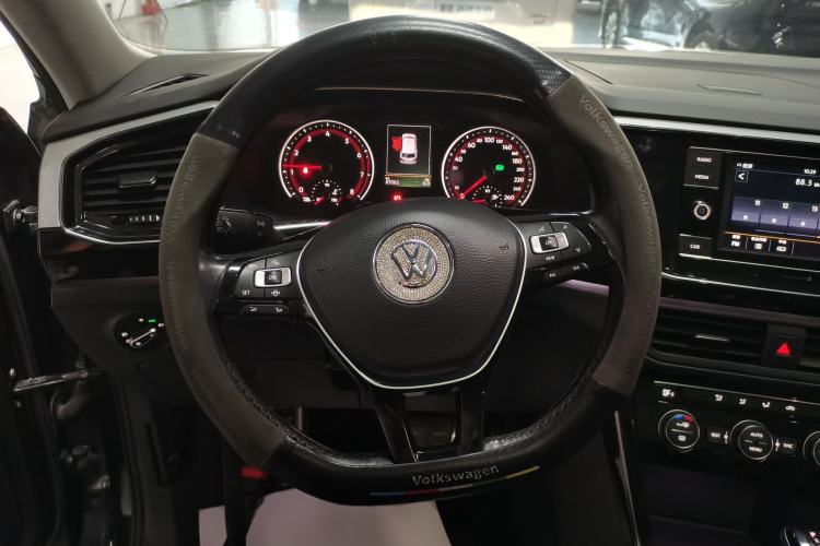 Used Volkswagen Tayron 2019 330TSI Two-Wheel Drive Luxury Model China VI Standard