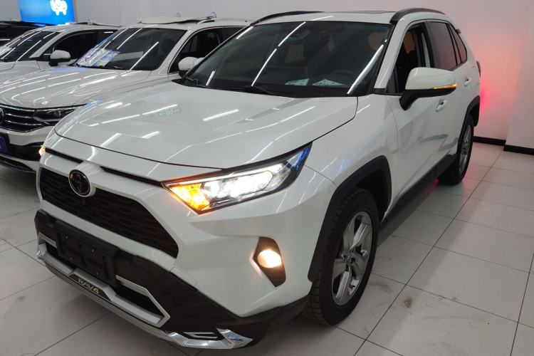 Used Toyota RAV4 2020 2.0L CVT Two-Wheel Drive Fashion PLUS Edition