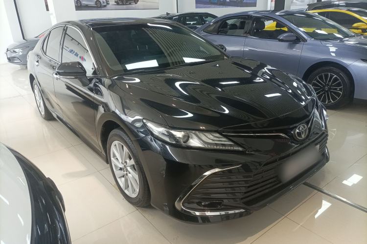 Used Toyota Camry 2021 2.0G Luxury Edition
