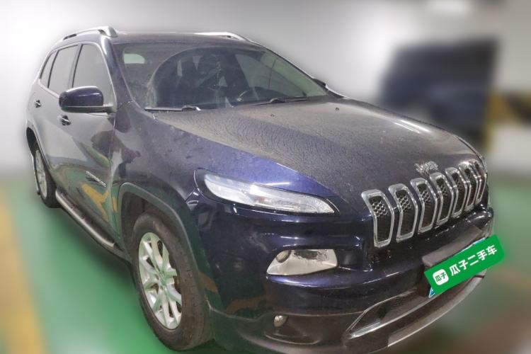 Used Jeep Cherokee 2017 2.0L Superior Edition
