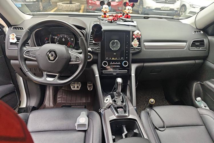 Used Renault Koleos 2018 2.5L Two-Wheel Drive Prestige Edition Center Console