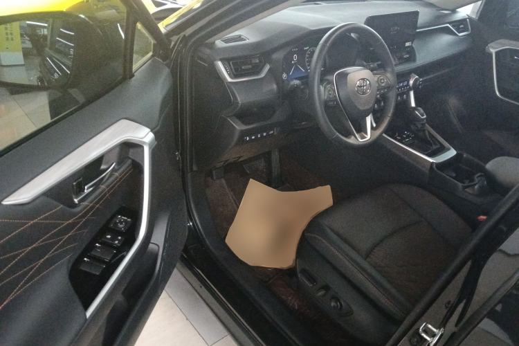 Used Toyota RAV4 2024 2.0L CVT Two-Wheel Drive Fashion Plus Edition