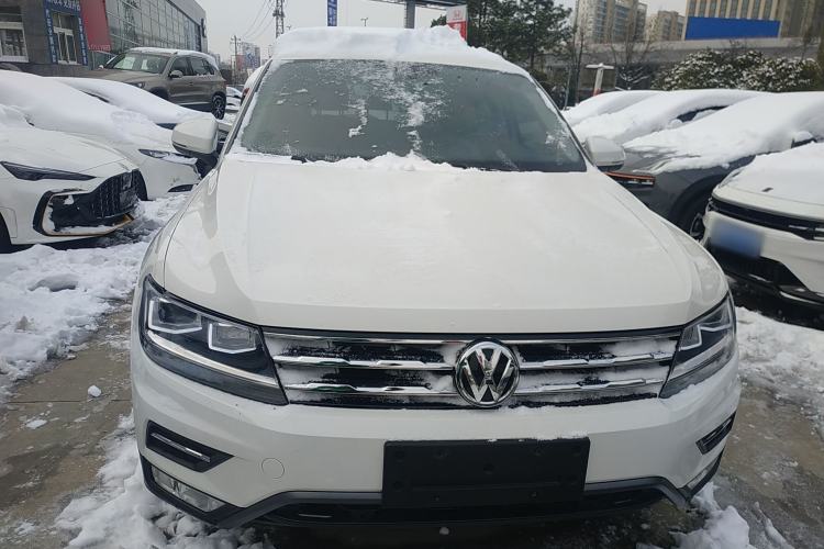 Used Volkswagen Tiguan L 2019 Revised 330TSI Automatic Two-Wheel Drive Smart & Luxury Edition China VI Standard