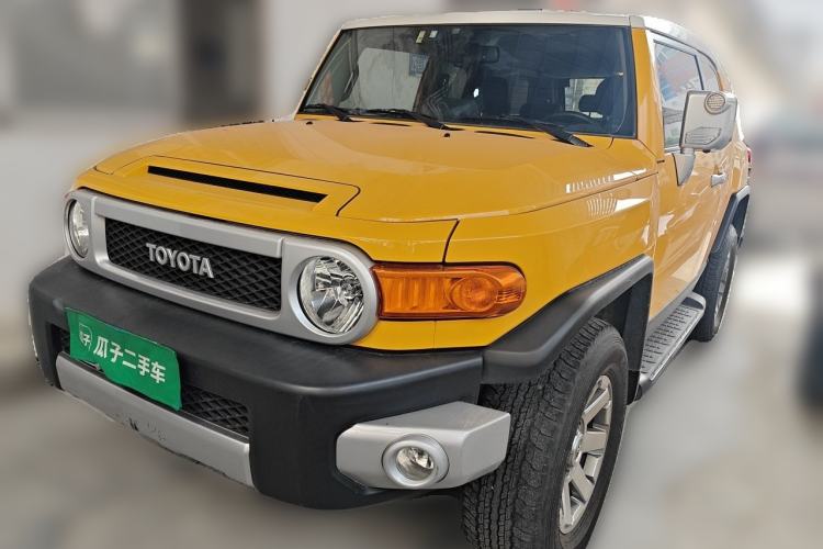 Used Toyota FJ Cruiser Land Cruiser, automatic, 4.0L, no sunroof, five seats, gasoline-powered