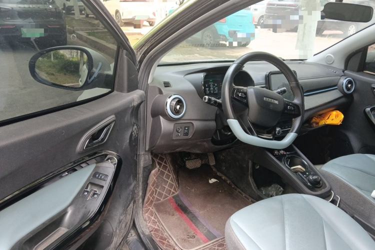 Used Chery QQ Little Ant 2022 Sweet Pink Edition Half-Sugar Version 3-Cell Lithium 30kW 301km Driver Seat