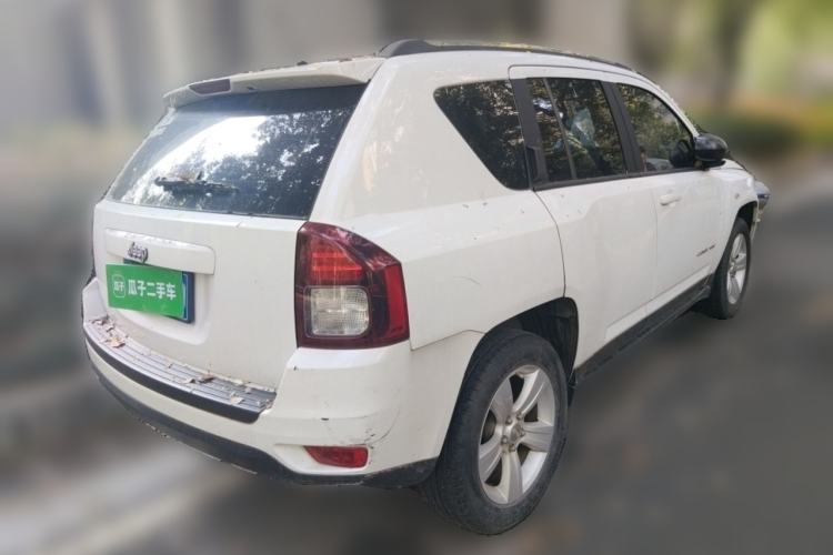 Used Jeep Compass 2014 2.0L two-wheel drive sport version