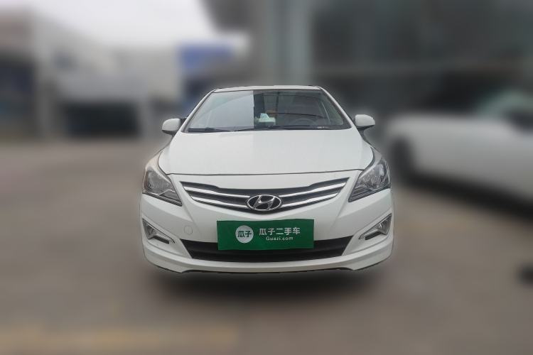 Used Hyundai Verna (older generation) 2014 1.4L Manual Smart GLS Trim
