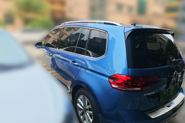 Used Volkswagen Touran 2016 Volkswagen Touran L 280TSI DSG Comfort Edition Rear Left 45 Deg