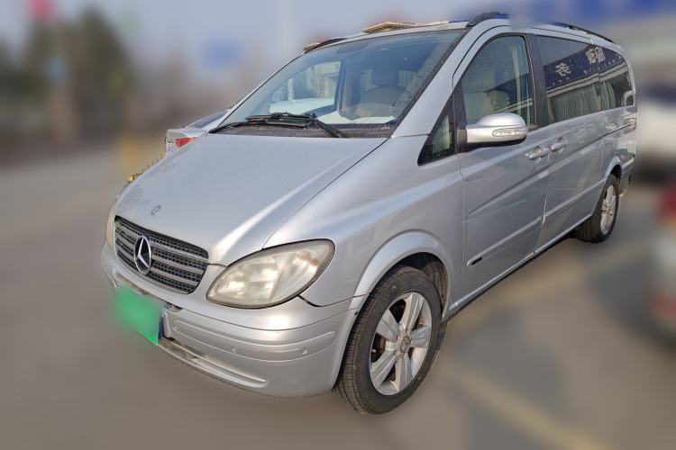 Used Mercedes-Benz Viano 2010 2.5L Luxury Edition