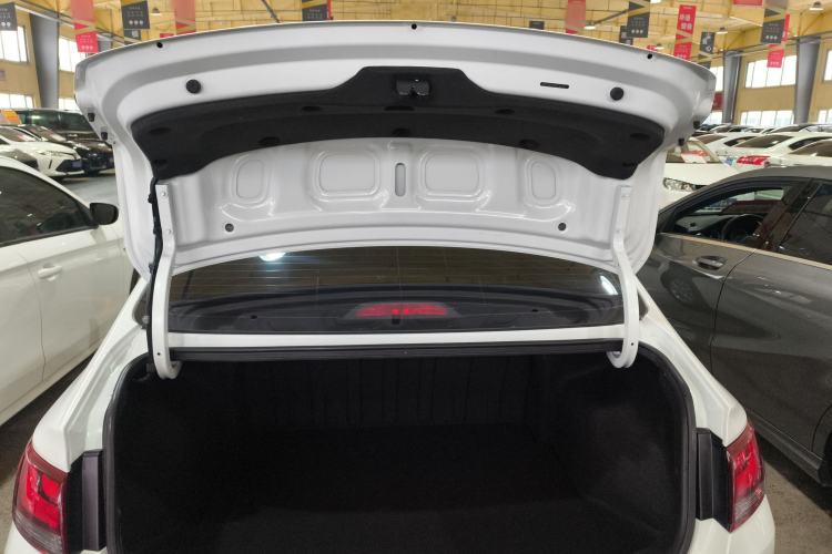 Used Hyundai Celesta 2020 1.6L Automatic GL Enjoyable Edition
