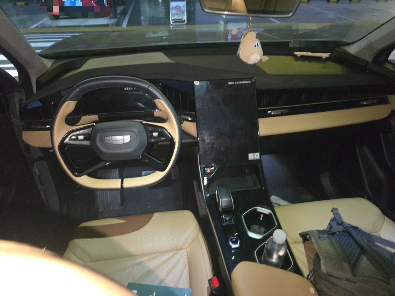 Geely Auto FX11 2023 1.5TD DCT Prestige Edition — снимка 9