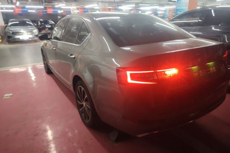 Used Skoda Octavia 2019 TSI280 DSG SmartDrive Luxury Edition China VI Rear Left 45 Deg