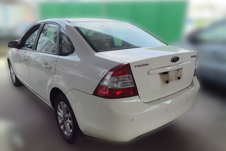 Used Ford Focus 2013 Sedan Classic 1.8L Manual Base Model Rear Left 45 Deg