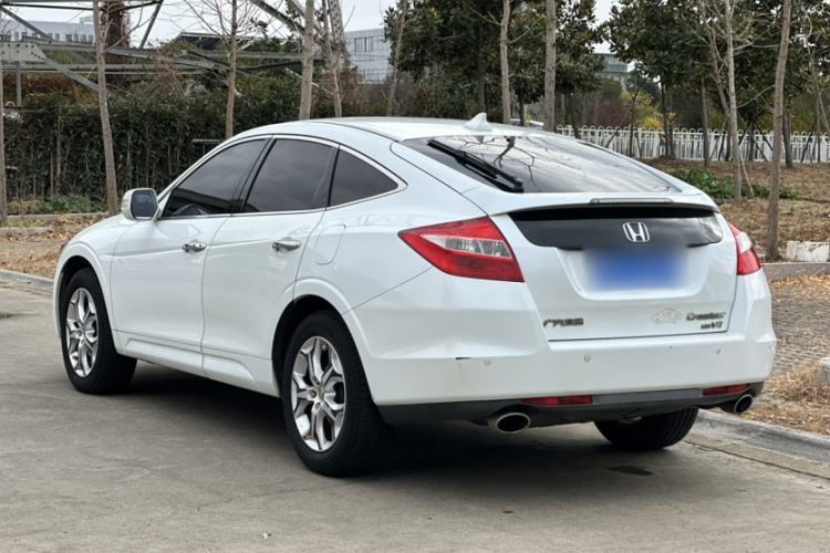 Used Honda Crosstour 2011 3.5L Prestige Edition
