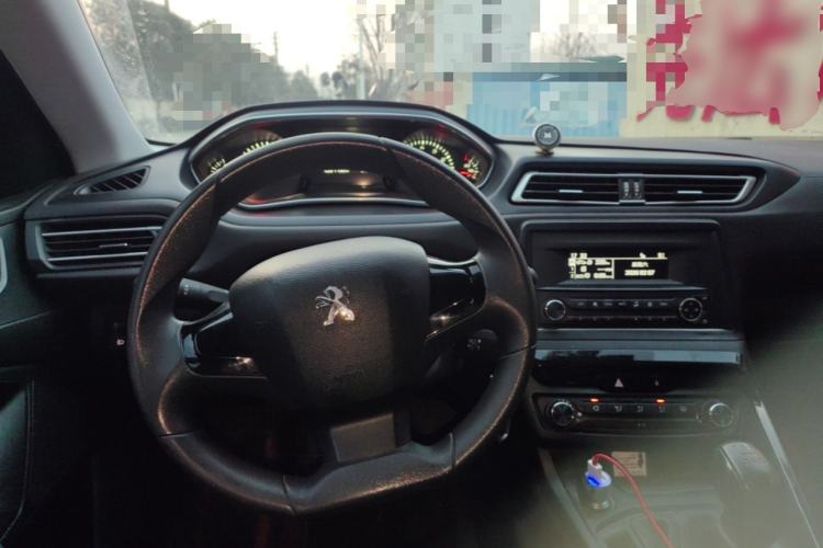 Used Peugeot 308 2016 1.6L Manual Fashion Edition Steering Wheel