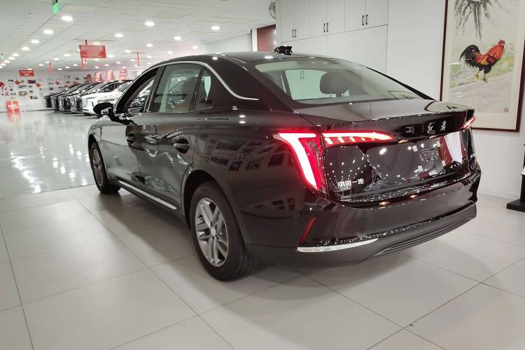 Used Hongqi E-QM5 2025 500km Range Commuter Version
