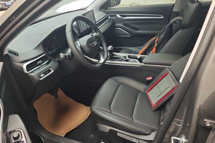 Used Geely Auto Emgrand 2023 4th Generation Champion Edition 1.5L CVT Prestige Model
