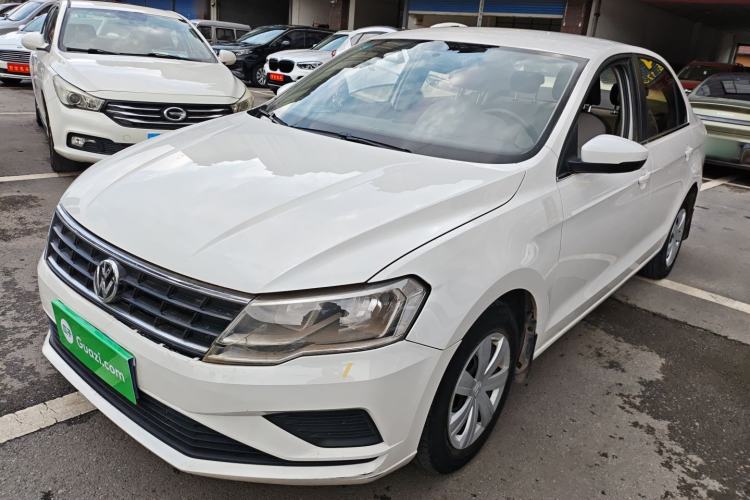 Used Volkswagen Jetta 2017 1.5L Manual Fashion Edition