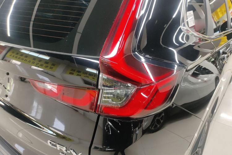 Used Honda CR-V 2026 Model—Global 30-Year Glory Edition 240TURBO Two-Wheel-Drive Dynamic Version Right Rear Taillight