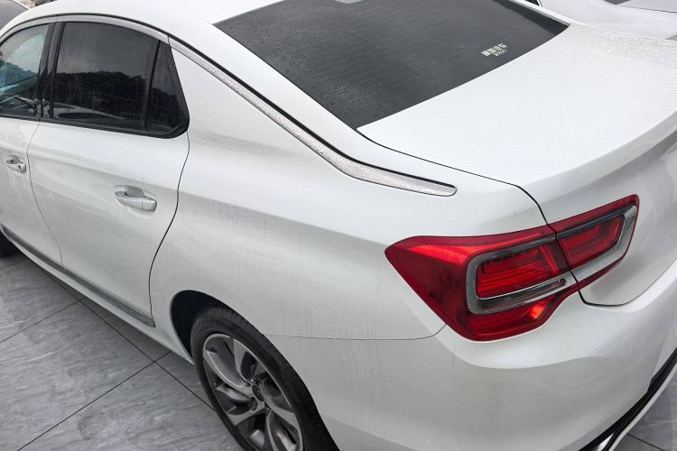 Used DS 5LS 2014 1.6T Luxury Edition THP160