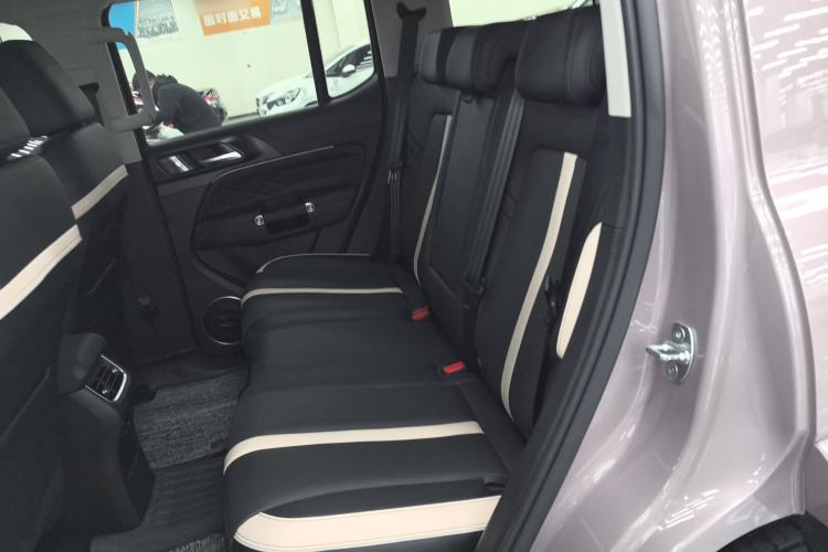 Used Tank 300 2023 City Edition 2.0T—Stylish as Ever