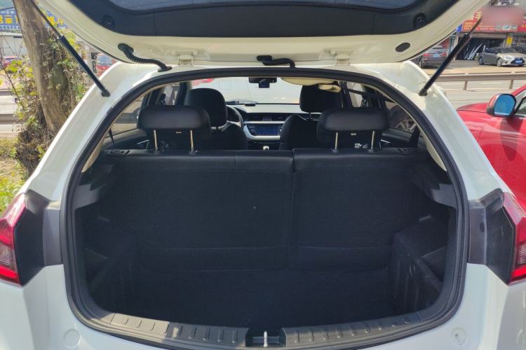 Used Geely Auto Vision X3 2020 1.5L Manual Happiness Edition