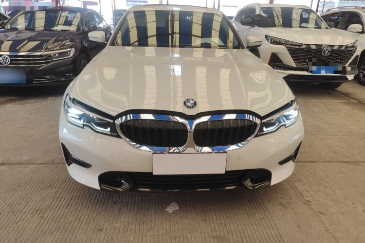 Used BMW 3 Series 2021 320i Sport Package
