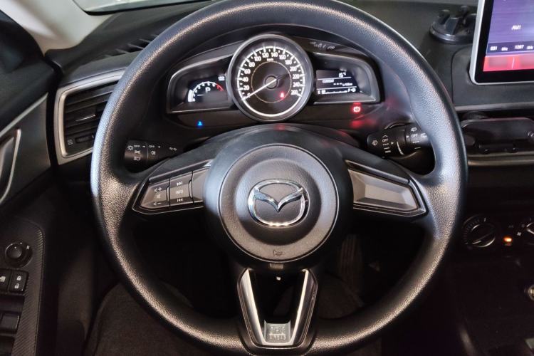 Used Mazda 3 Axela 2017 Hatchback 1.5L Automatic Comfort Model Emission Standard China V