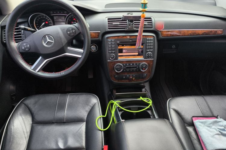 Used Mercedes-Benz R-Class 2011 R 350 L 4MATIC
