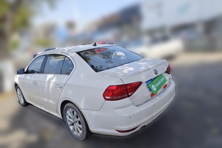 Used Volkswagen Lavida 2017 1.6L Manual Comfort Edition